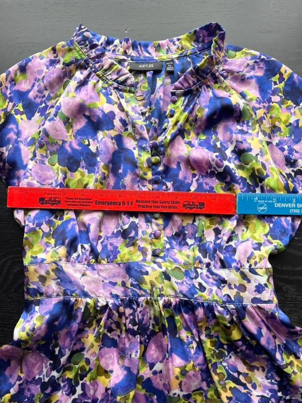 VIBRANT WATERCOLOR FLORAL BLOUSE - Picture 3 of 8